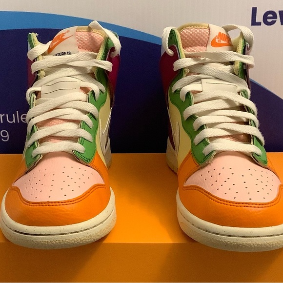 Nike Dunk High Next Nature Kids Size 5.5y - Picture 4 of 10